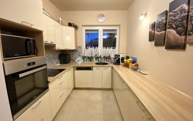 Eladó téglalakás, Nyíregyházán 74.99 M Ft, 3 szobás