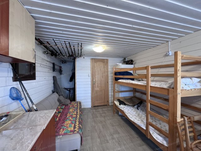 Eladó nyaraló, Bokodon 8.9 M Ft, 1 szobás / költözzbe.hu