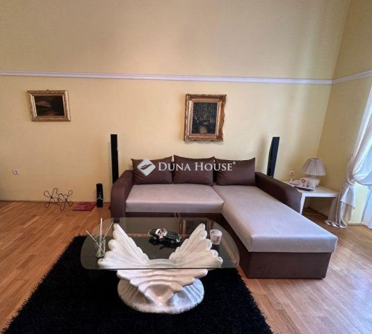Kiadó téglalakás, albérlet, Budapesten, VI. kerületben