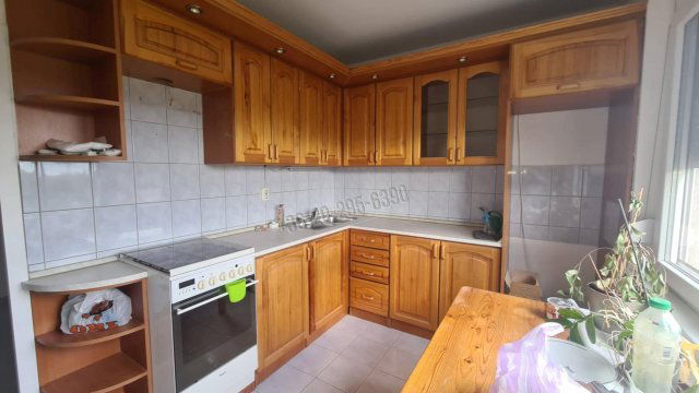 Eladó panellakás, Dunaújvárosban 29.9 M Ft, 1+1 szobás