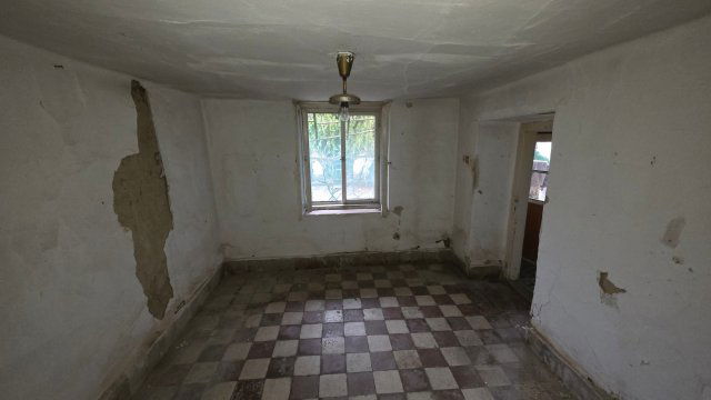 Eladó családi ház, Szabadbattyánban 21.5 M Ft, 3 szobás