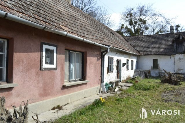 Eladó családi ház, Nagyvázsonyon 30 M Ft, 3 szobás