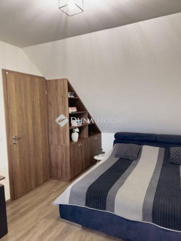 Eladó sorház, Fóton 142.9 M Ft, 5 szobás / költözzbe.hu