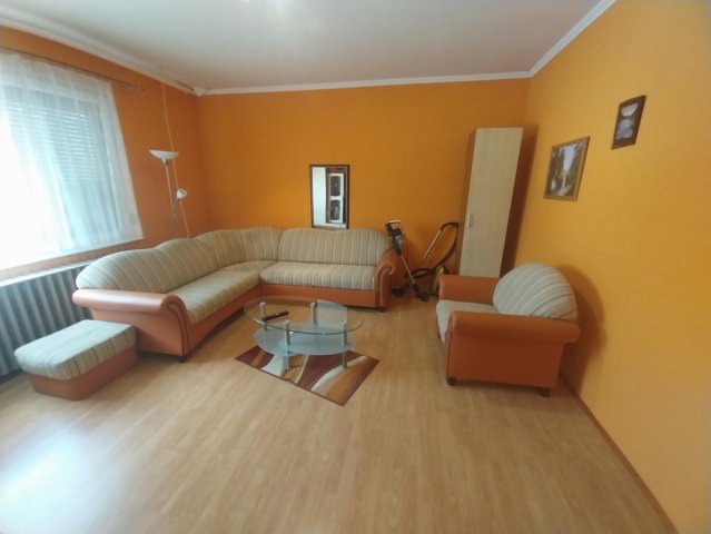 Eladó családi ház, Kisbéren 58.9 M Ft, 2+1 szobás