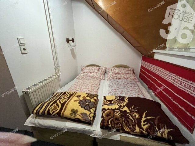 Eladó üzlethelyiség, Nemesnádudvaron 60 M Ft