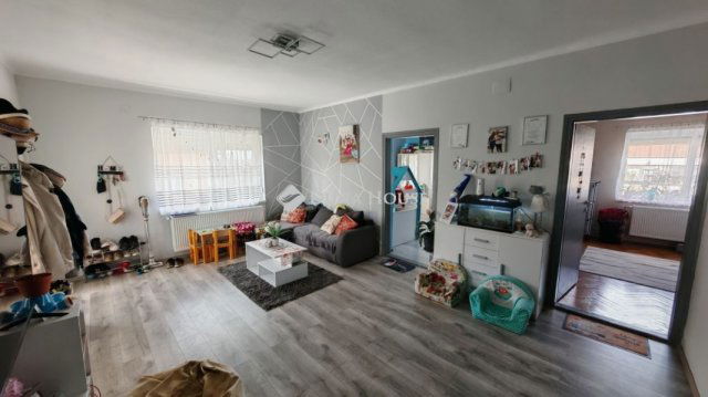 Eladó családi ház, Káváson 46.9 M Ft, 4 szobás