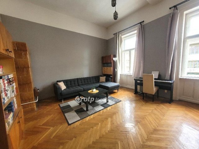 Eladó téglalakás, Budapesten, VIII. kerületben 75 M Ft, 2 szobás