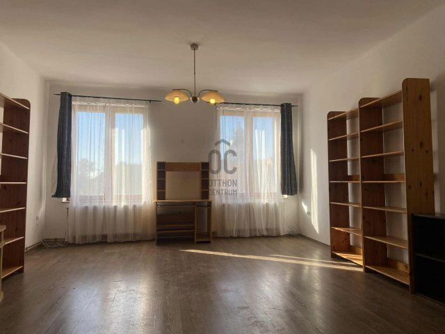 Kiadó téglalakás, albérlet, Szegeden 170 E Ft / hó, 2 szobás