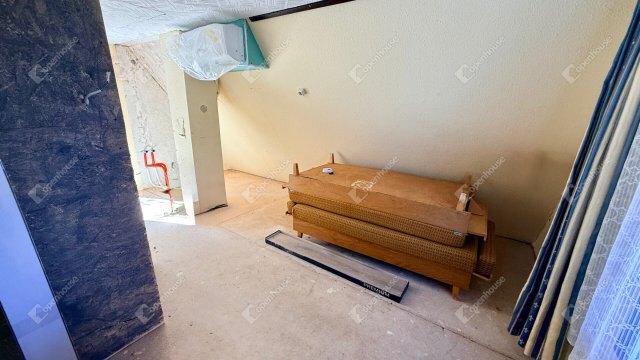 Eladó nyaraló, Gombán 27.5 M Ft, 2 szobás / költözzbe.hu