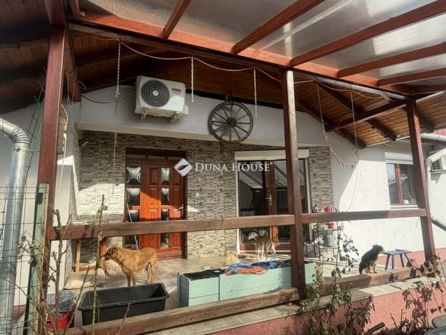 Eladó ikerház, Üllőn 82.5 M Ft, 4 szobás / költözzbe.hu