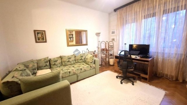 Eladó téglalakás, Budapesten, II. kerületben 89.9 M Ft, 1 szobás