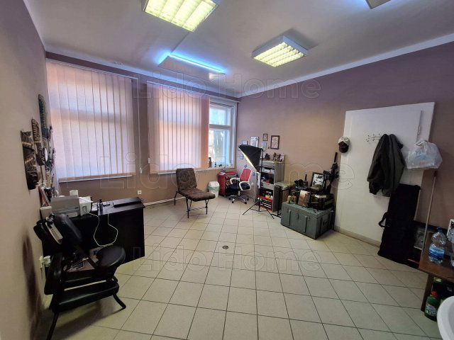 Eladó iroda, Kaposváron 8.4 M Ft, 1 szobás / költözzbe.hu