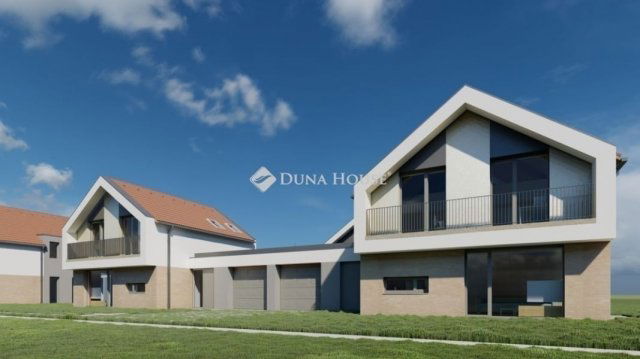 Eladó ikerház, Gödöllőn 144.65 M Ft, 5 szobás