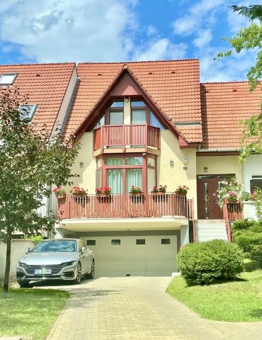 Eladó sorház, Budapesten, II. kerületben 189.9 M Ft, 5 szobás