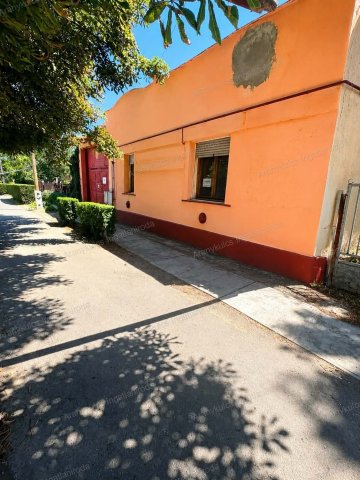 Eladó családi ház, Zsadányon 7.9 M Ft, 4 szobás
