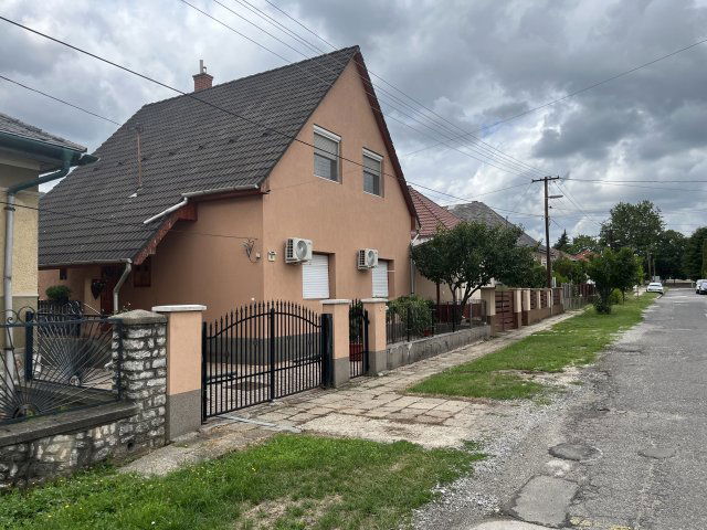 Eladó családi ház, Miskolcon 79.9 M Ft, 4+1 szobás