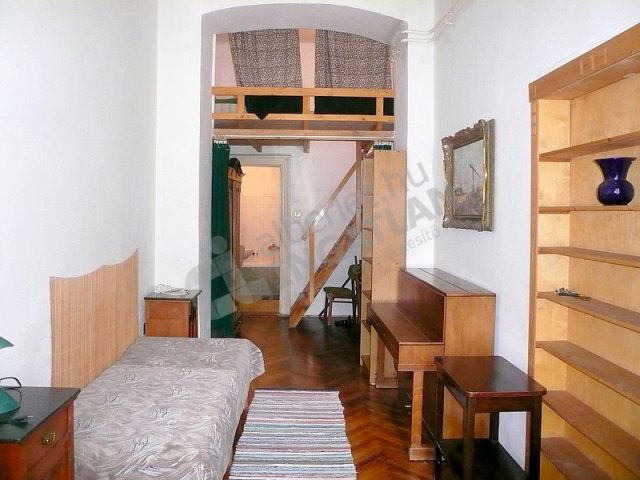 Kiadó téglalakás, albérlet, IX. kerületben, Liliom utcában