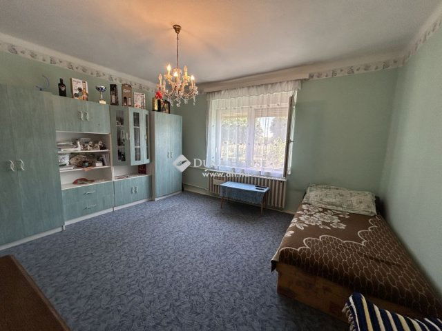 Eladó családi ház, Nagybaracskán 23.99 M Ft, 3 szobás