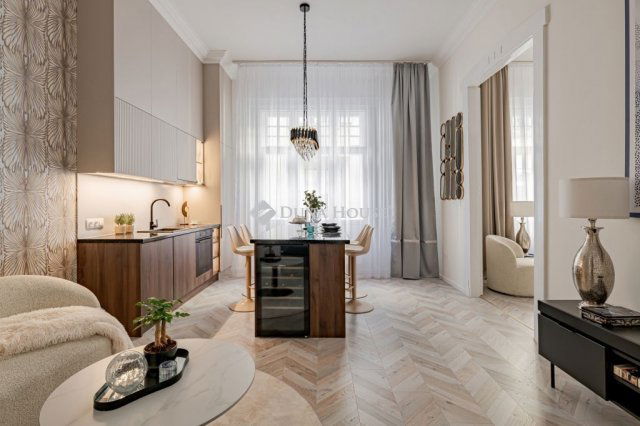 Eladó téglalakás, Budapesten, XIII. kerületben 157 M Ft