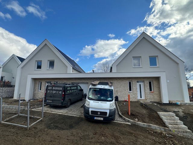 Eladó ikerház, Gödöllőn, Knézich Károly utcában 136.9 M Ft