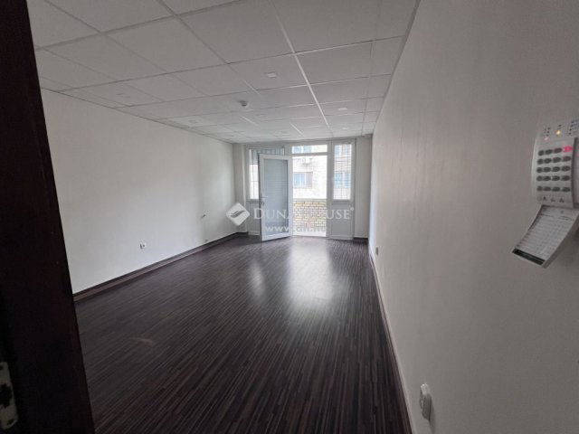 Eladó üzlethelyiség, Debrecenben 48 M Ft / költözzbe.hu