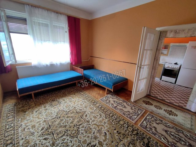 Eladó családi ház, Mohácson 33 M Ft, 3 szobás
