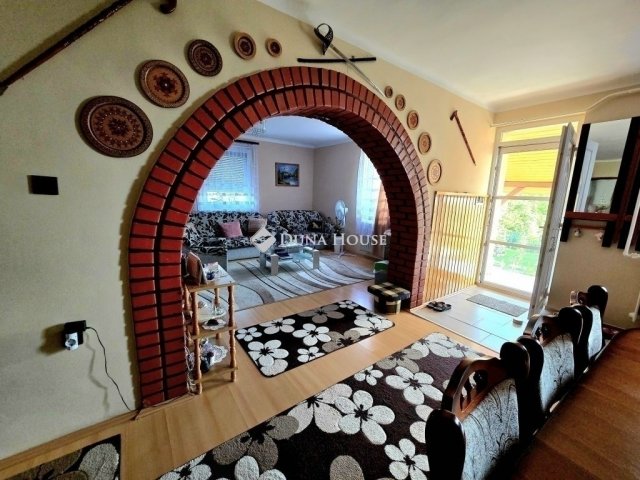 Eladó családi ház, Kővágószőlősön 85 M Ft, 4+2 szobás