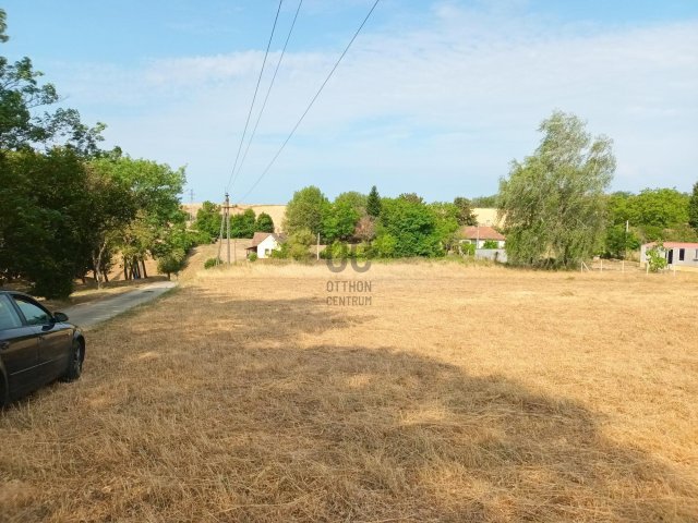 Eladó telek, Ligetfalván 8.9 M Ft / költözzbe.hu