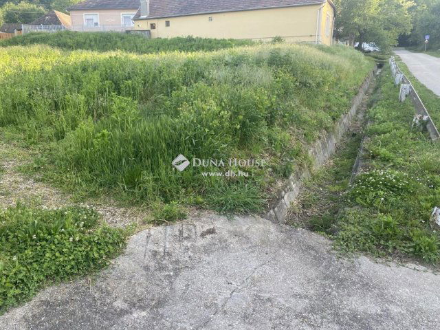 Eladó telek, Mogyorósbányán 18 M Ft / költözzbe.hu