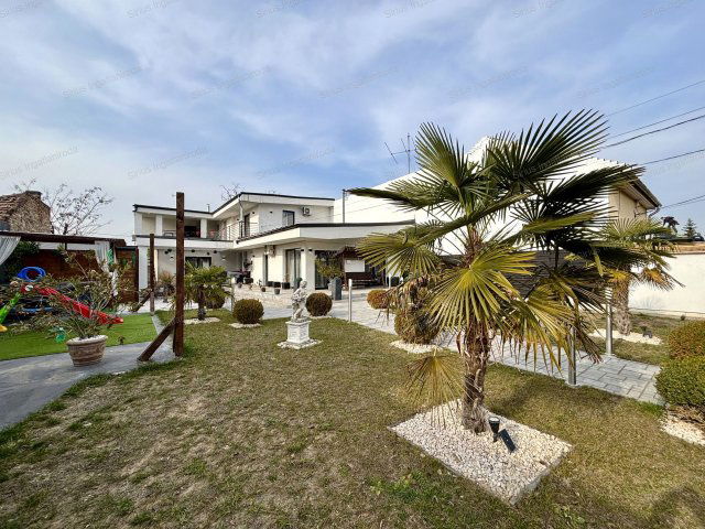 Eladó családi ház, Budapesten, XX. kerületben 145.9 M Ft