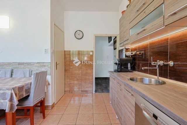 Eladó családi ház, Budapesten, XVI. kerületben 154.99 M Ft