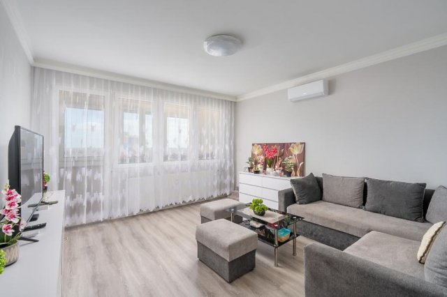 Eladó panellakás, Budapesten, XXI. kerületben 82.9 M Ft