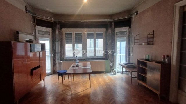 Eladó téglalakás, Budapesten, VII. kerületben 110 M Ft, 4 szobás