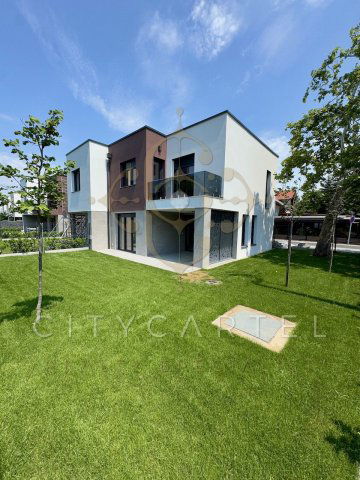 Eladó családi ház, Balatonlelleén 153 M Ft, 5 szobás