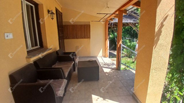 Eladó családi ház, Alsónemesapátiban 27.9 M Ft, 3 szobás