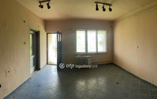 Eladó családi ház, Nagyecseden 6.5 M Ft, 3 szobás