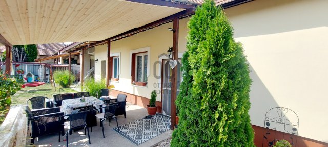 Eladó családi ház, Kiskunlacházán 69.9 M Ft, 4 szobás