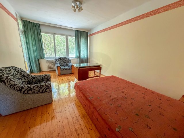 Kiadó téglalakás, albérlet, Tatán 190 E Ft / hó, 2 szobás