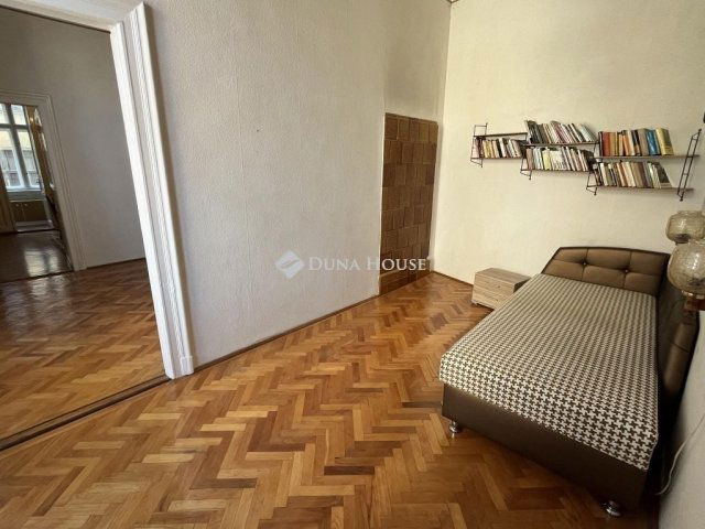 Eladó téglalakás, Budapesten, V. kerületben 149 M Ft, 3 szobás
