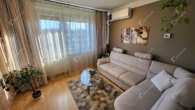 Eladó panellakás, Miskolcon 43.99 M Ft, 3 szobás