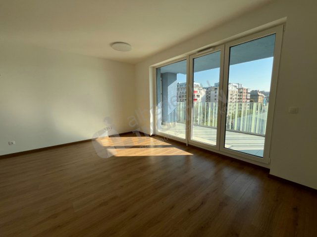 Kiadó téglalakás, albérlet, XIII. kerületben, Cserhalom utcában