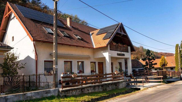 Eladó hotel, Nagyhután 79.9 M Ft / költözzbe.hu