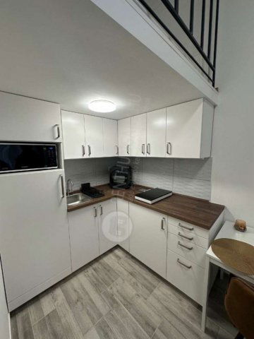 Kiadó téglalakás, albérlet, VIII. kerületben, Kisfaludy utcában