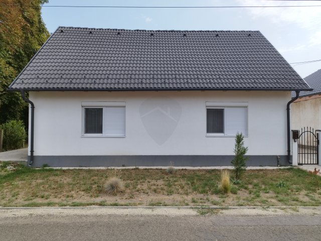 Eladó családi ház, Lőrinciben 49.9 M Ft, 3+1 szobás