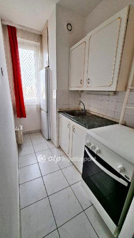 Eladó panellakás, Kazincbarcikán 19.9 M Ft, 1+1 szobás