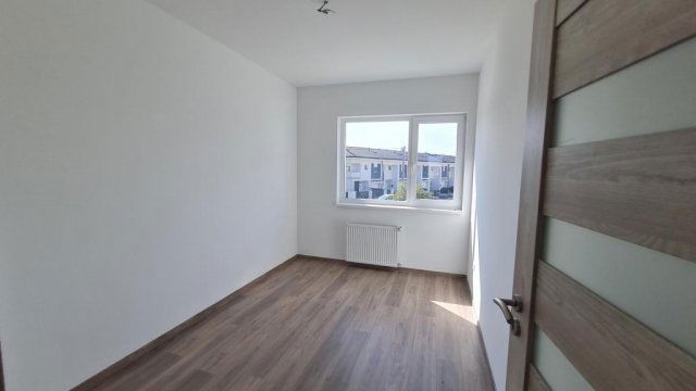 Eladó sorház, Debrecenben 129.99 M Ft, 1+3 szobás