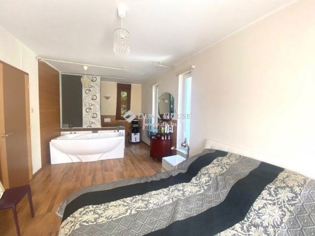 Eladó családi ház, Budapesten, II. kerületben 285.156 M Ft