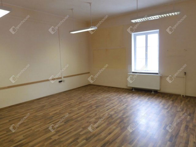 Kiadó iroda, Zalaegerszegen 47 E Ft / hó, 1 szobás