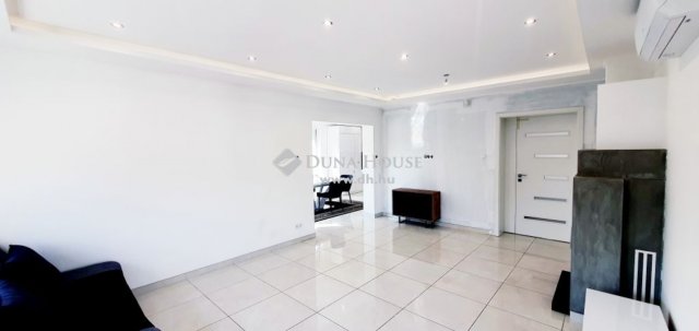 Eladó családi ház, Csévharaszton 175 M Ft, 6 szobás