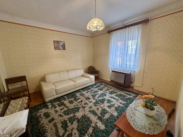 Eladó családi ház, Hévízen 40 M Ft, 3 szobás